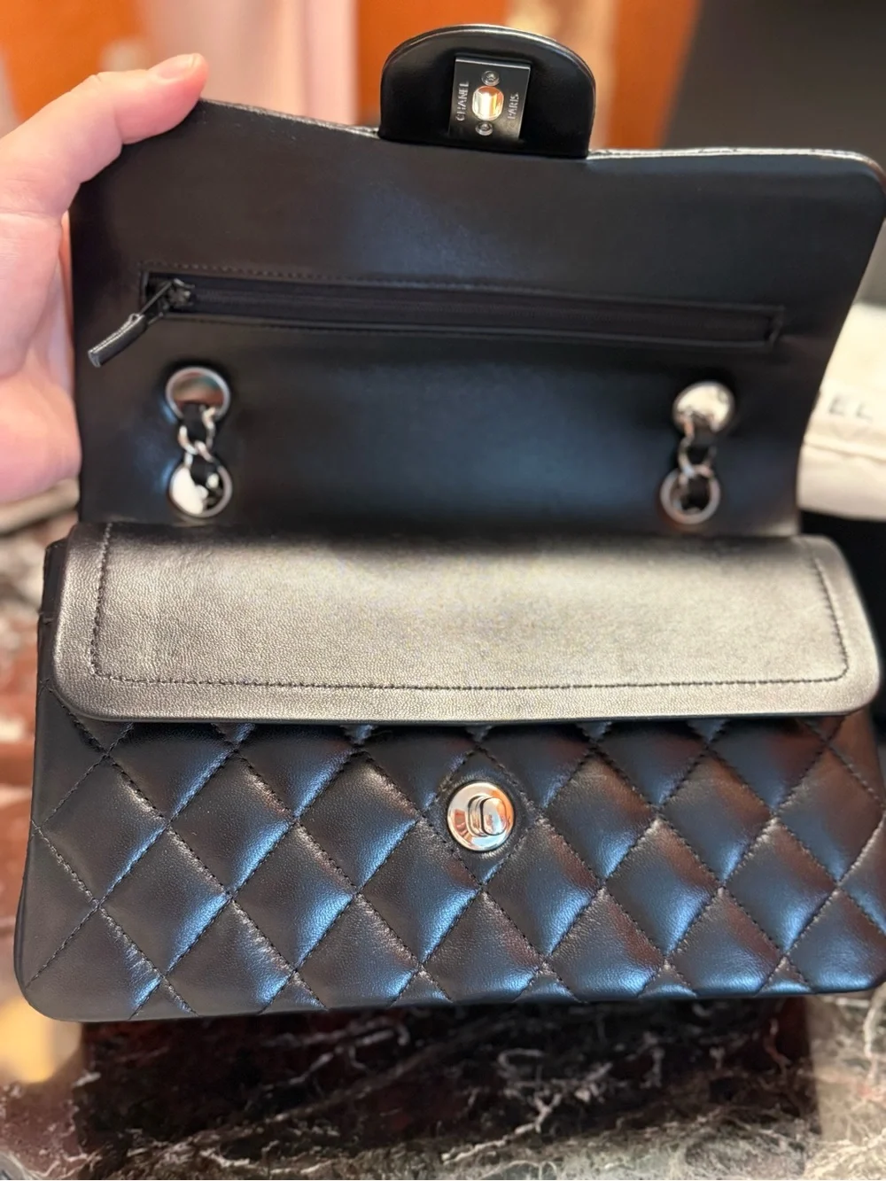 CHANEL classic quilted